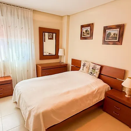 Modern 2 Bed With Large Terrace * 贝尼卡西姆