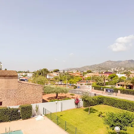 Διαμέρισμα Modern 2 Bed With Large Terrace